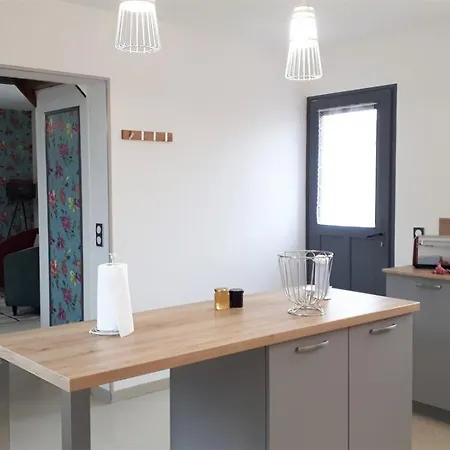 Nyaraló Miel Et Groseilles Rogy